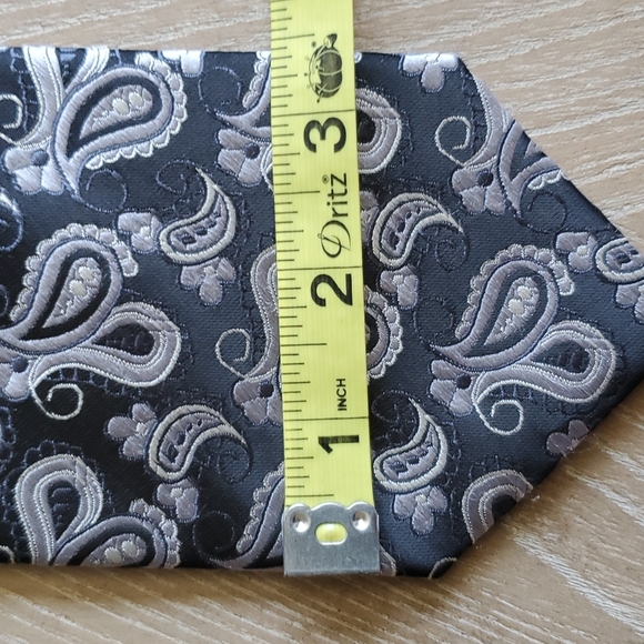 Versa paisley necktie - Picture 5 of 5